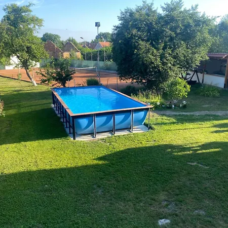 Casa De Piatra Guest house Porumbacu de Sus