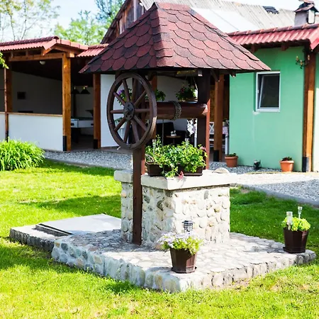 Casa De Piatra *