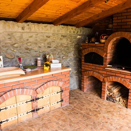 Casa De Piatra Porumbacu de Sus